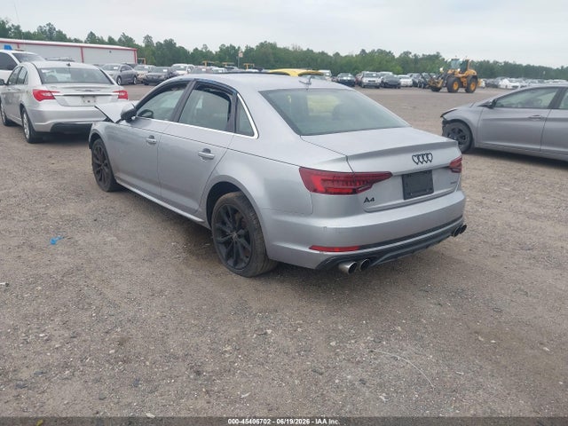2019 Audi A4 45 Premium მანქანა იყიდება აუქციონზე, vin: WAUDNAF42KA098493, აუქციონის ნომერი: 45406702