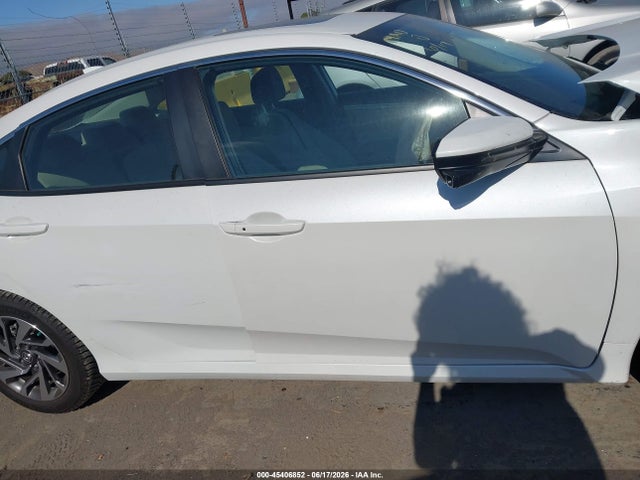 19XFC2F79JE209263 Honda CIVIC EX