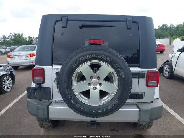 2008 Jeep Wrangler Unlimited Sahara მანქანა იყიდება აუქციონზე, vin: 1J4GA59158L520641, აუქციონის ნომერი: 45406861
