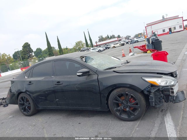 1N4AL3AP4JC209899 Nissan Altima 2.5 Sl