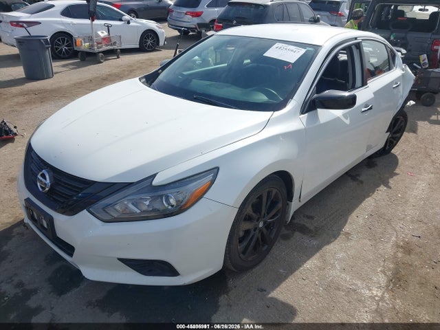 Nissan Altima 2.5 Sr 2018 1N4AL3AP2JC286903 Image 2