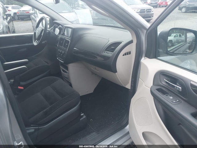 Dodge Grand Caravan Se 2018 2C4RDGBG7JR296835 Image 3