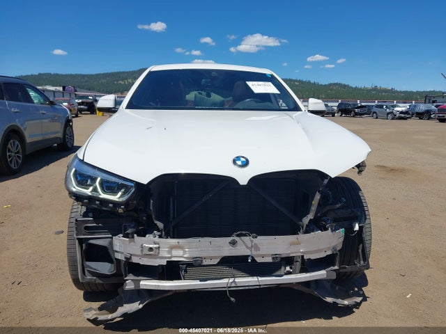 BMW X6 M50i 2021 5UXCY8C02M9D74144 Image 12