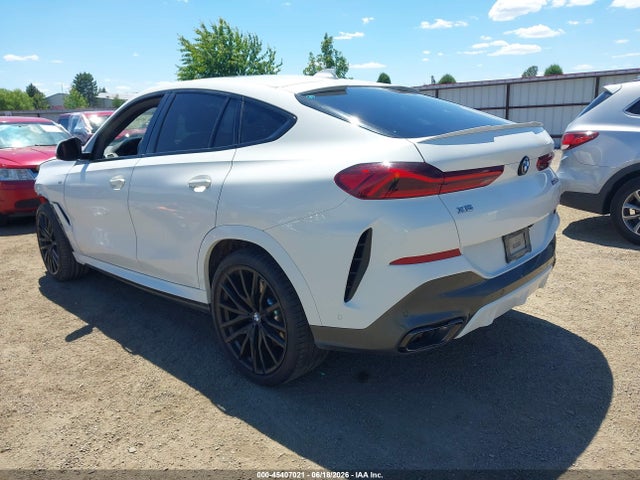 BMW X6 M50i 2021 5UXCY8C02M9D74144 Image 3