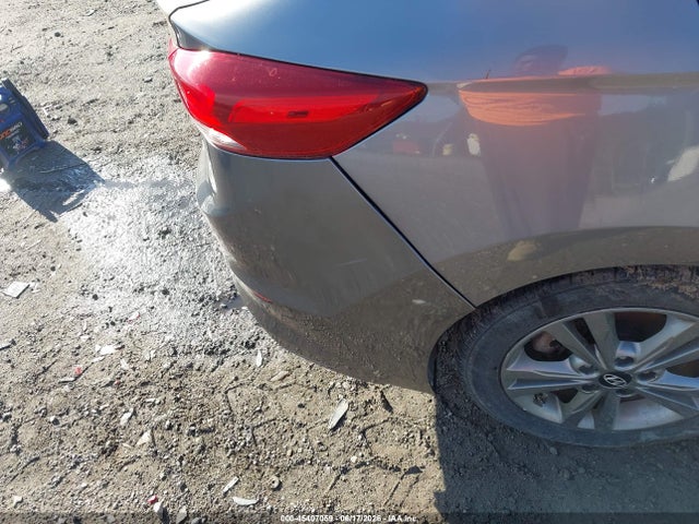 Aukcja sprzedaży 2018 Hyundai Elantra Value Edition, vin: 5NPD84LF6JH321966, numer aukcji: 45407059