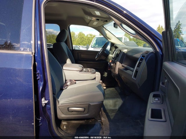 1C6RR6KG8JS296523 RAM 1500 Tradesman 4x2 5&#039;7 Box