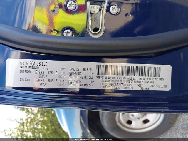 1C6RR6KG8JS296523 RAM 1500 Tradesman 4x2 5&#039;7 Box