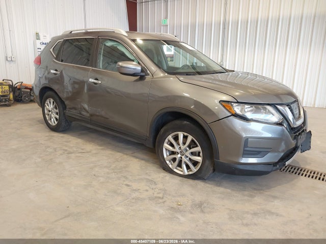 Nissan ROGUE SV 2017 KNMAT2MV1HP583730 Image 1