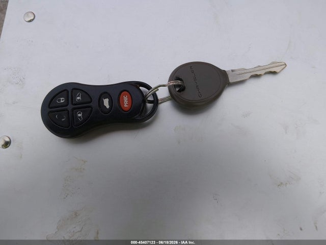 Aukcja sprzedaży 2001 Chrysler Town & Country Limited, vin: 2C8GP64L81R184739, numer aukcji: 45407123