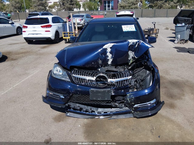 Auction sale of the 2013 Mercedes-benz C 250 Sport, vin: WDDGF4HB2DF979930, lot number: 45407131