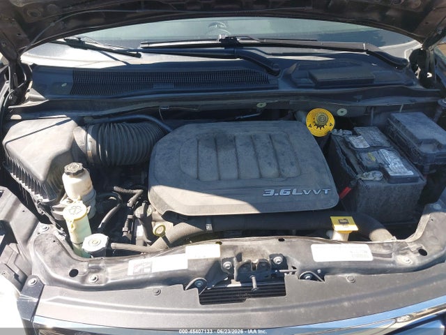 2015 Chrysler Town & Country Touring-l მანქანა იყიდება აუქციონზე, vin: 2C4RC1CG6FR525544, აუქციონის ნომერი: 45407133