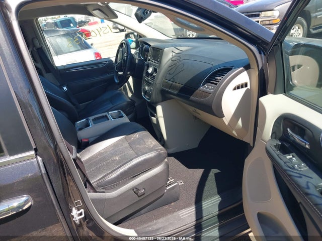 2015 Chrysler Town & Country Touring-l მანქანა იყიდება აუქციონზე, vin: 2C4RC1CG6FR525544, აუქციონის ნომერი: 45407133