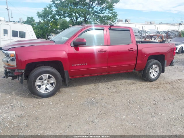 Chevrolet Silverado 1500 Lt 2018 3GCUKRECXJG198571 Image 2