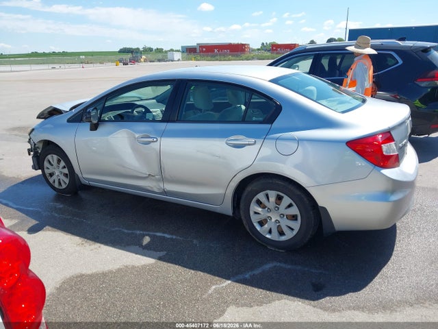 Auction sale of the 2012 Honda Civic Lx, vin: 2HGFB2F55CH323481, lot number: 45407172