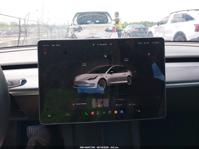 Продажа на аукционе авто 2022 Tesla Model 3 Long Range Dual Motor All-wheel Drive, vin: 5YJ3E1EB3NF209529, номер лота: 45407188