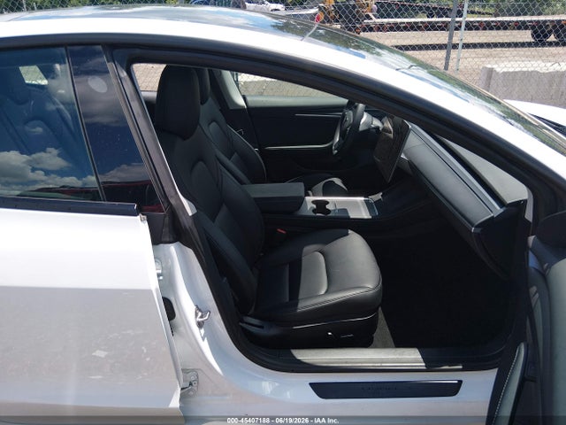 Продажа на аукционе авто 2022 Tesla Model 3 Long Range Dual Motor All-wheel Drive, vin: 5YJ3E1EB3NF209529, номер лота: 45407188