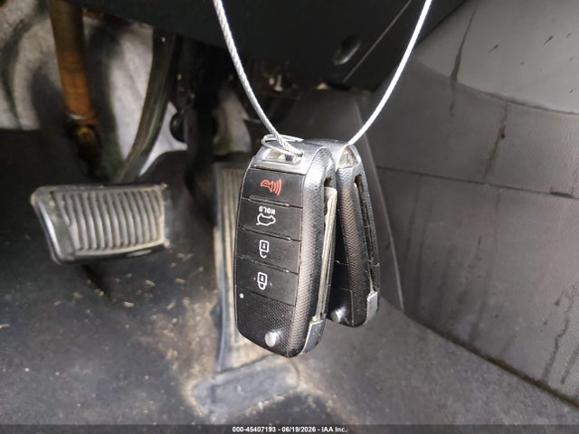 KNDJN2A2XE7048363 KIA Soul