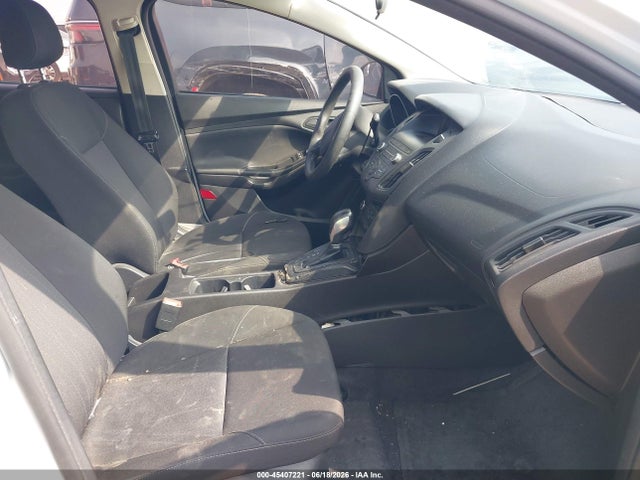 Ford FOCUS S 2018 1FADP3E27JL240578 Image 5