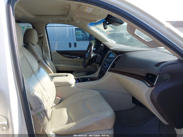 2015 Cadillac Escalade Luxury მანქანა იყიდება აუქციონზე, vin: 1GYS4BKJ3FR265301, აუქციონის ნომერი: 45407237
