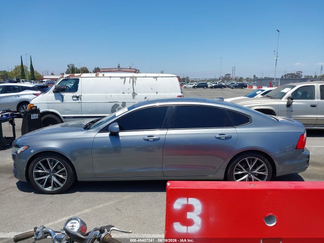 LVY992MK6JP023112 Volvo S90 T6 Momentum