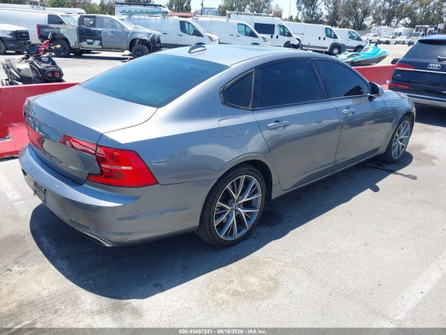 LVY992MK6JP023112 Volvo S90 T6 Momentum