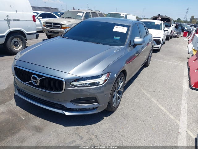 LVY992MK6JP023112 Volvo S90 T6 Momentum