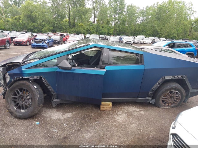 7G2CEHED4RA028644 Tesla Cybertruck All-wheel Drive