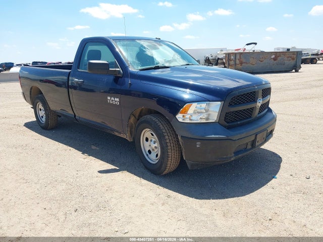 45407251 :رقم المزاد ، 3C6JR6DG1JG323580 vin ، 2018 Ram 1500 Tradesman  4x2 8' Box مزاد بيع