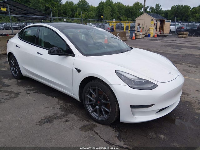 45407278 :رقم المزاد ، 5YJ3E1EBXNF121948 vin ، 2022 Tesla Model 3 Long Range Dual Motor All-wheel Drive مزاد بيع