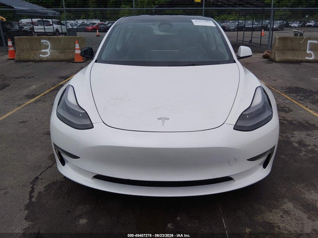45407278 :رقم المزاد ، 5YJ3E1EBXNF121948 vin ، 2022 Tesla Model 3 Long Range Dual Motor All-wheel Drive مزاد بيع