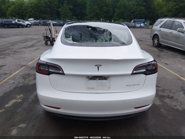 45407278 :رقم المزاد ، 5YJ3E1EBXNF121948 vin ، 2022 Tesla Model 3 Long Range Dual Motor All-wheel Drive مزاد بيع