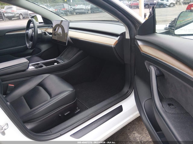 45407278 :رقم المزاد ، 5YJ3E1EBXNF121948 vin ، 2022 Tesla Model 3 Long Range Dual Motor All-wheel Drive مزاد بيع