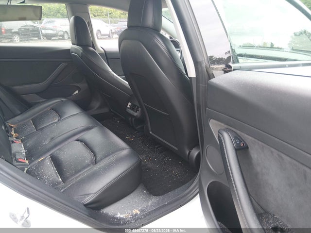 45407278 :رقم المزاد ، 5YJ3E1EBXNF121948 vin ، 2022 Tesla Model 3 Long Range Dual Motor All-wheel Drive مزاد بيع