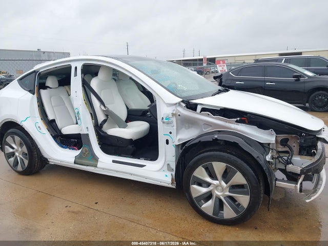 45407318 :رقم المزاد ، 7SAYGDEE3NF401113 vin ، 2022 Tesla Model Y Long Range Dual Motor All-wheel Drive مزاد بيع
