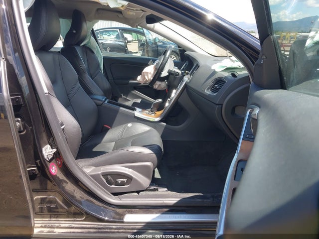 Aukcja sprzedaży 2016 Volvo S60 Inscription T5 Drive-e Premier, vin: LYV402FK3GB092952, numer aukcji: 45407345