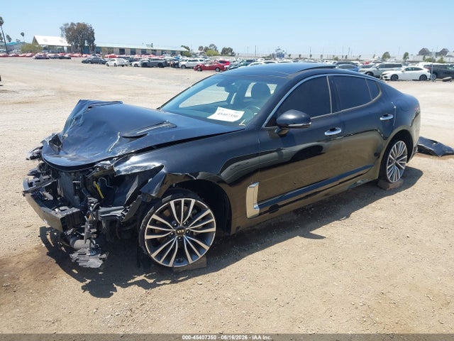 KIA Stinger Premium 2018 KNAE25LA9J6033883 Image 2
