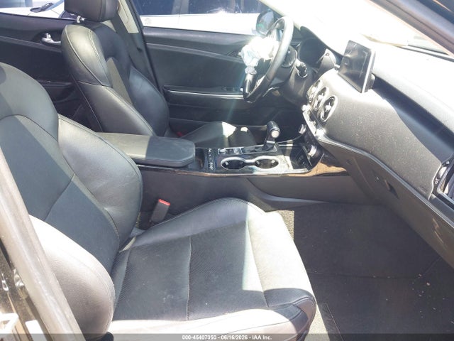 KIA Stinger Premium 2018 KNAE25LA9J6033883 Image 5