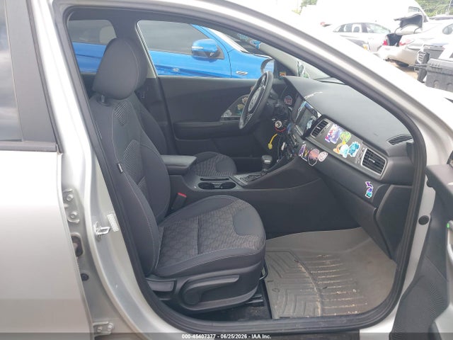 Продажа на аукционе авто 2017 Kia Niro Fe, vin: KNDCB3LC2H5048709, номер лота: 45407377