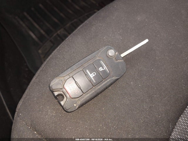 ZACCJBAT4FPB31062 Jeep Renegade Sport