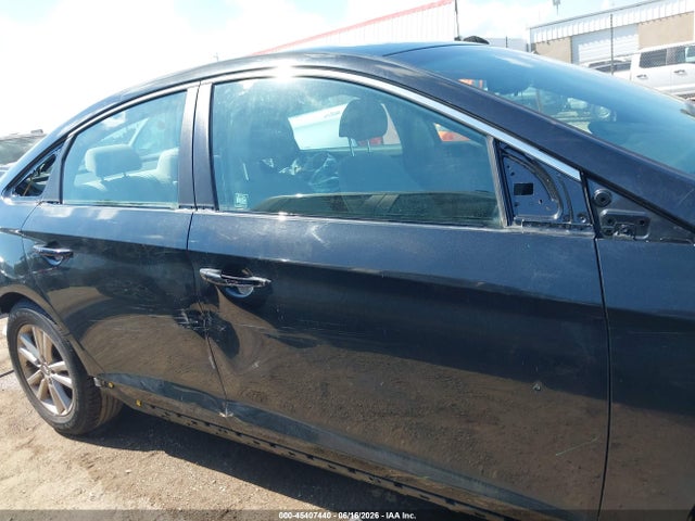 Продажа на аукционе авто 2017 Hyundai Sonata Se, vin: 5NPE24AF3HH582801, номер лота: 45407440