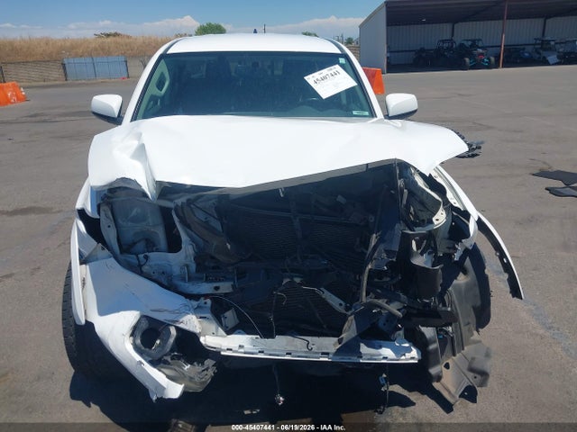 3TMAZ5CN7GM012359 Toyota Tacoma Sr5 V6