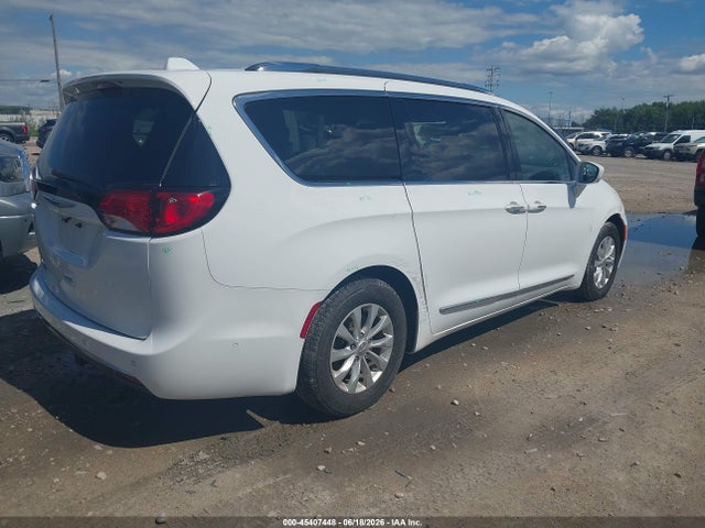 Продаж на аукціоні авто 2018 Chrysler Pacifica Touring L Plus, vin: 2C4RC1EG5JR338611, номер лоту: 45407448