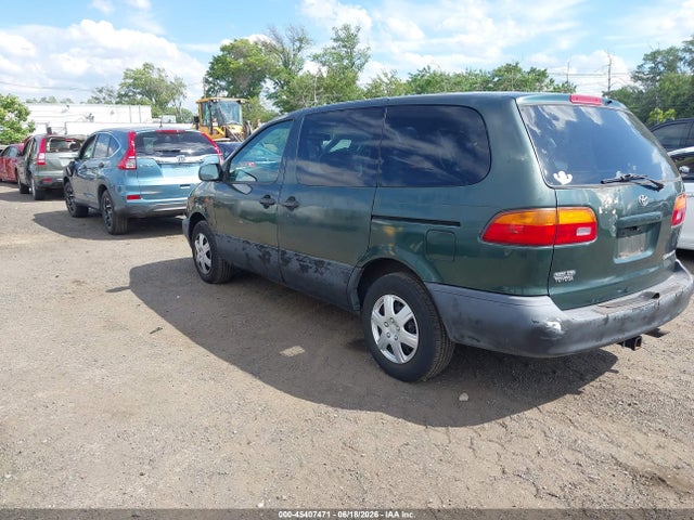 45407471 :رقم المزاد ، 4T3ZF19C5YU174355 vin ، 2000 Toyota Sienna Ce مزاد بيع