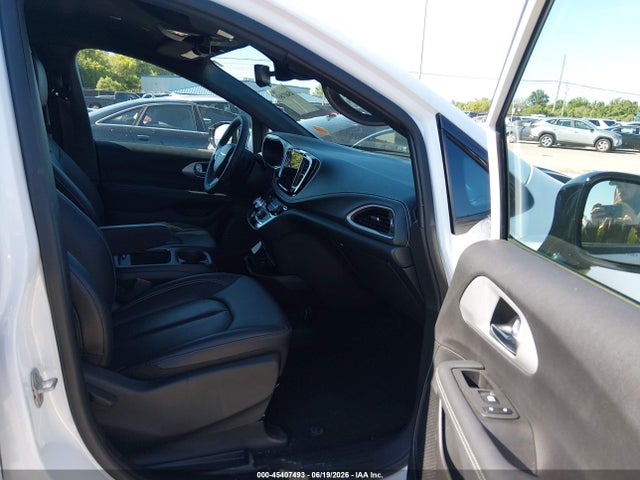 Продаж на аукціоні авто 2024 Chrysler Pacifica Touring L, vin: 2C4RC1BG2RR116897, номер лоту: 45407493