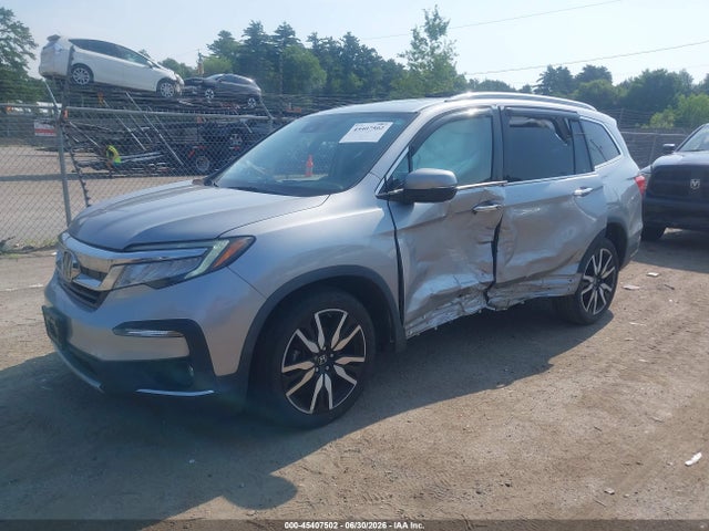 Honda Pilot Touring 2019 5FNYF6H64KB018843 Image 2