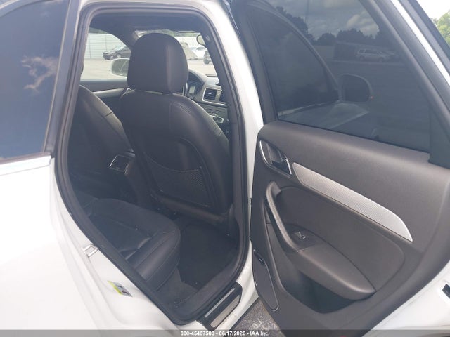 Продажа на аукционе авто 2015 Audi Q3 2.0t Premium Plus, vin: WA1GFCFS5FR009234, номер лота: 45407503