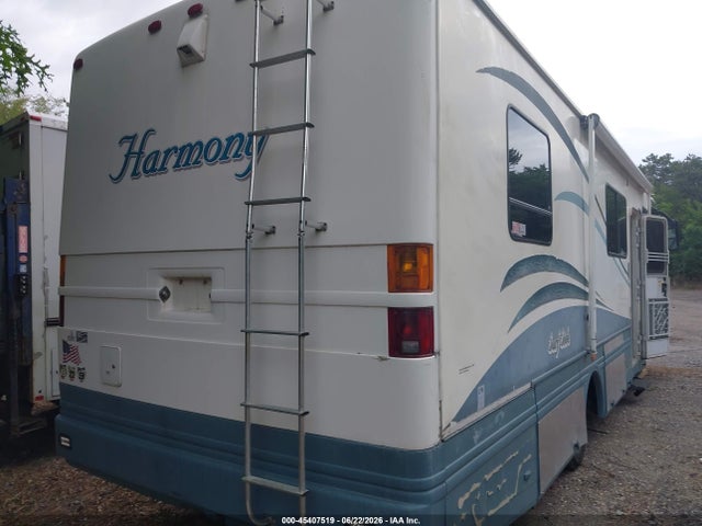 Продажа на аукционе авто 2000 Workhorse Custom Chassis Motorhome Chassis P3500, vin: 5B4LP37J4Y3318339, номер лота: 45407519