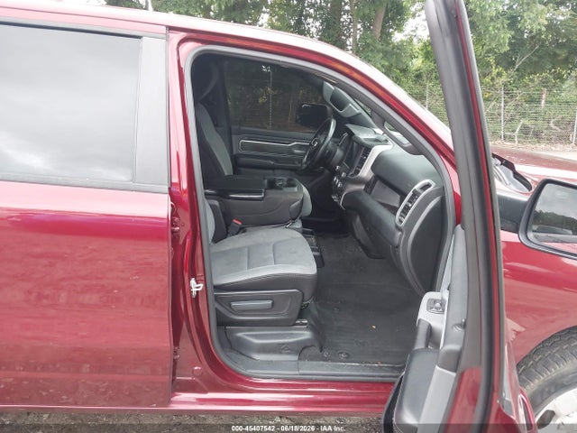 Продажа на аукционе авто 2021 Ram 1500 Big Horn  4x2 5'7 Box, vin: 1C6RREFG2MN750630, номер лота: 45407542