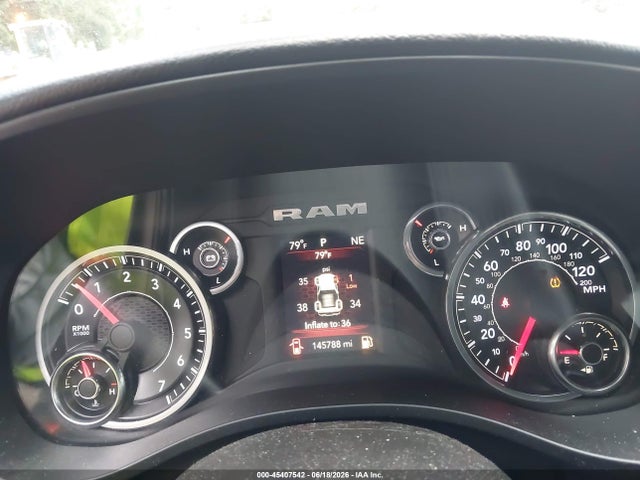 Продажа на аукционе авто 2021 Ram 1500 Big Horn  4x2 5'7 Box, vin: 1C6RREFG2MN750630, номер лота: 45407542