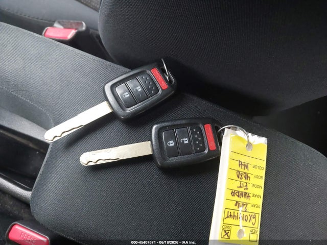 JHMGK5H57GX014144 Honda FIT LX